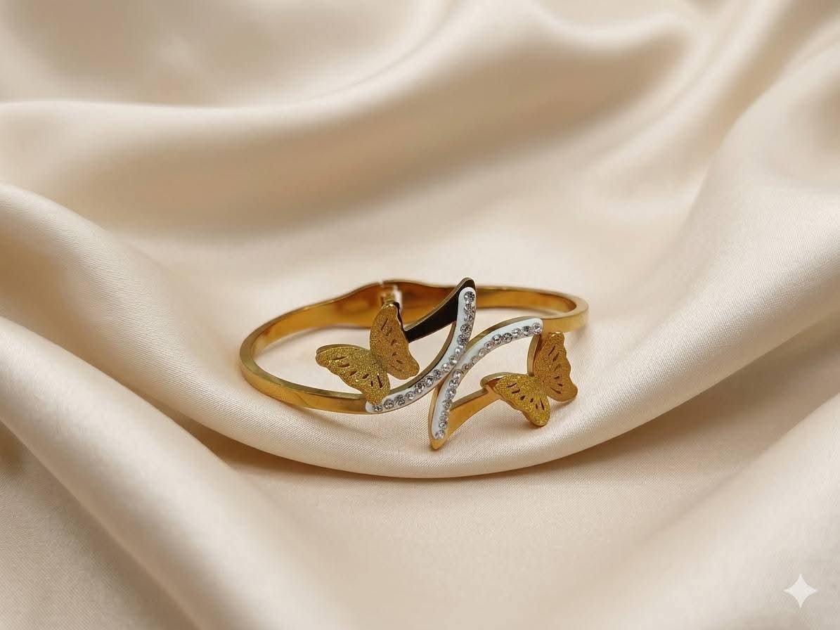 2026/09/1000090939.jpg stenles still bracelet - Image 1