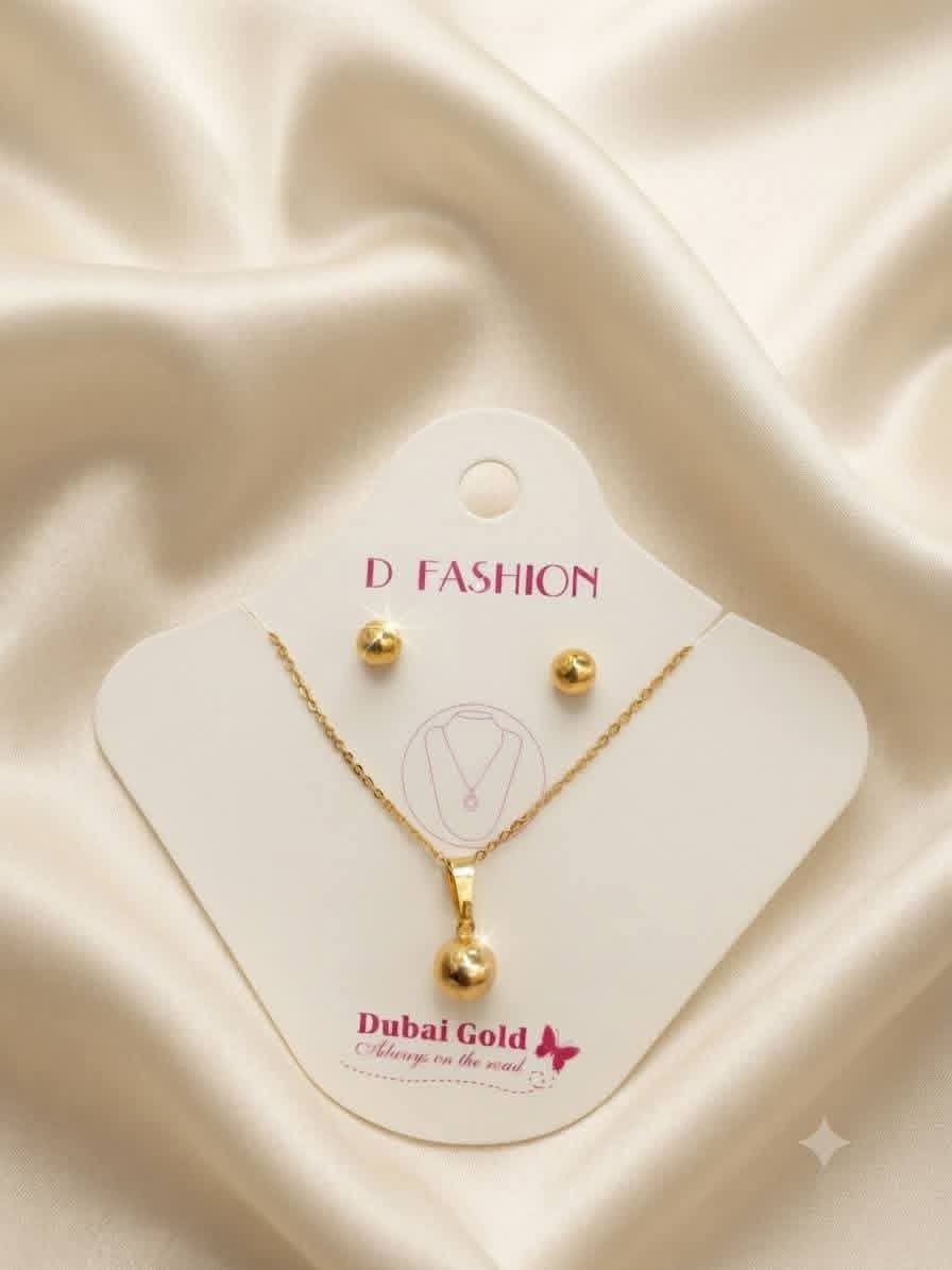 2026/09/1000090952.jpg top + locket - Image 1